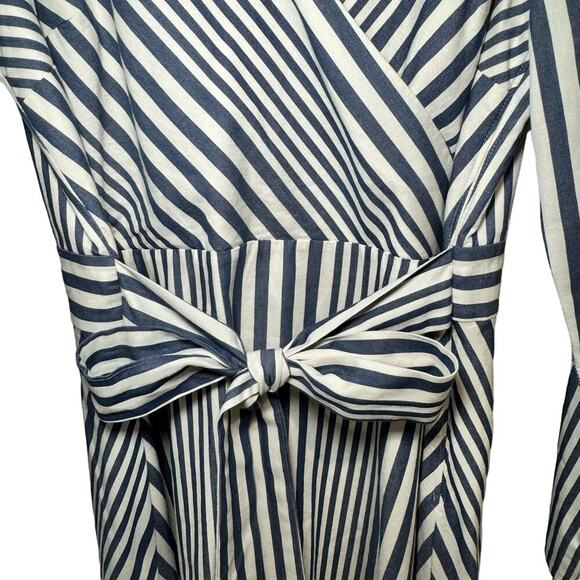 Cremieux Long Sleeve Shirt Dress Navy Ivory Striped Tie Front Women's Size 14 - Picture 3 of 10